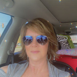 Meet your Posher, Pam